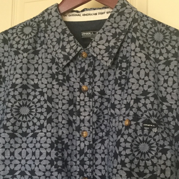 O’Neill Tailored Fit Button Down - Picture 3 of 3